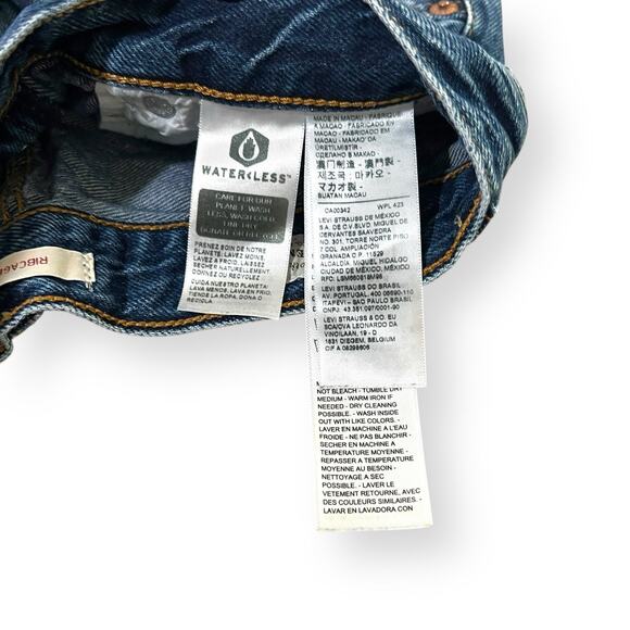 Levi's Premium RIBCAGE Shorts Blue Button-Fly Frayed Hem Womens Size 25 - Picture 3 of 9